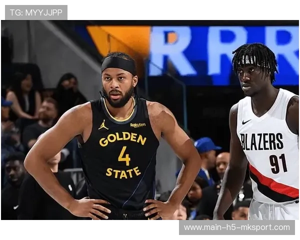 勇士两配角再蜕变！穆迪攻守兼备限制布克，波斯特攻守一体稳空间